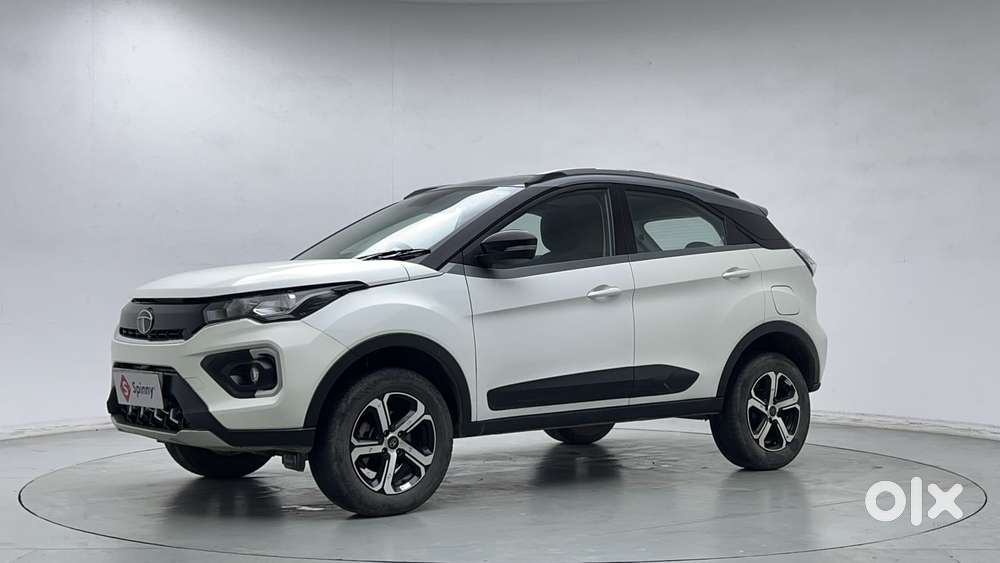 Tata Nexon 1.5 Revotorq Xz Plus Hs Dual Tone, 2022, Petrol
