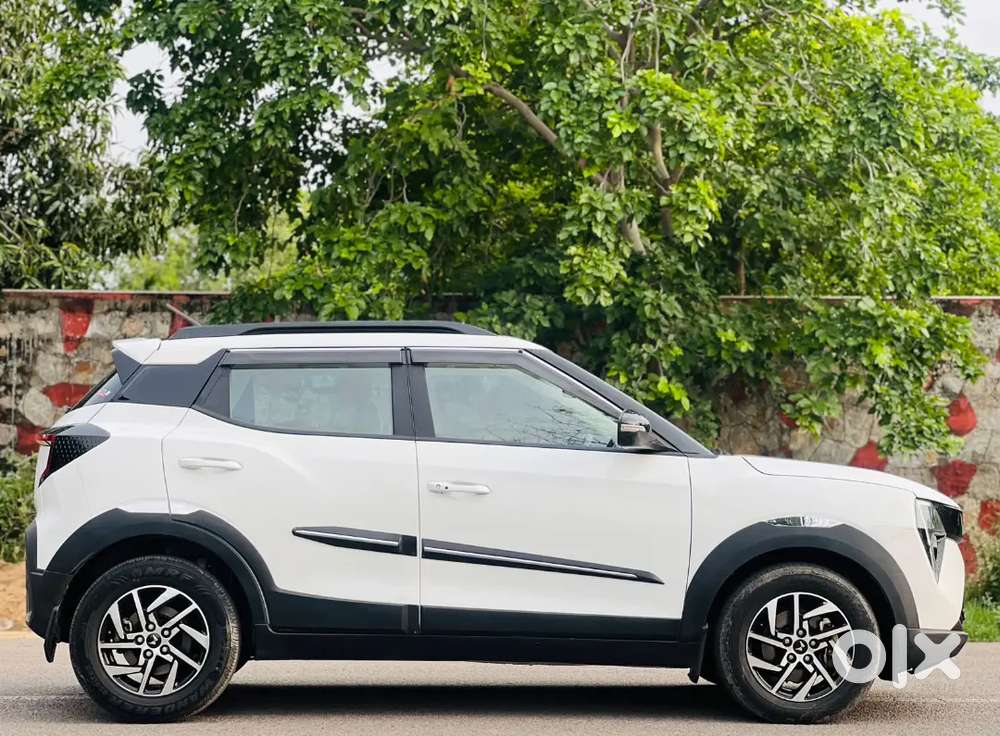 Mahindra Xuv 3xo 2025 Ax5