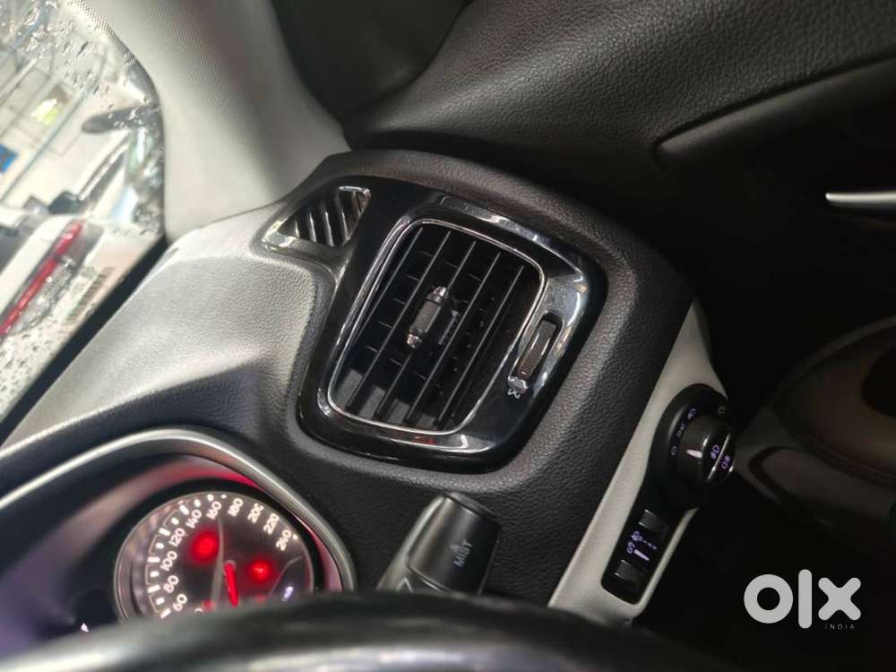 Pristine Jeep Compass Limited(o) 2.0 Diesel - Clean 2-driver History