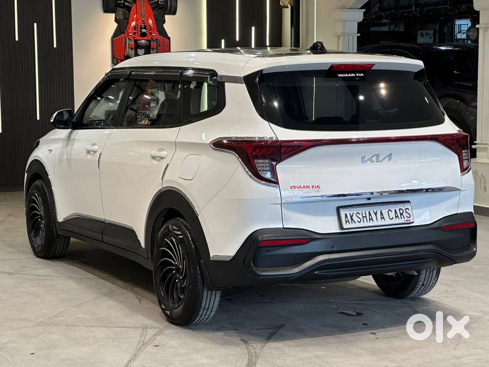 Kia Carens G 1.5 6mt Premium (o) 7-seater, 2023, Petrol