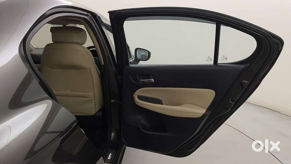 Honda City 1.5 Zx Cvt I-vtec, 2023, Petrol