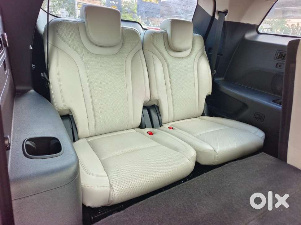 Mahindra Xuv700 2.2 Ax 7 Diesel At Luxury Pack Str, 2024, Diesel