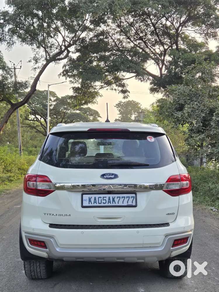 Ford Endeavour 2020 Diesel 120000 Km Driven