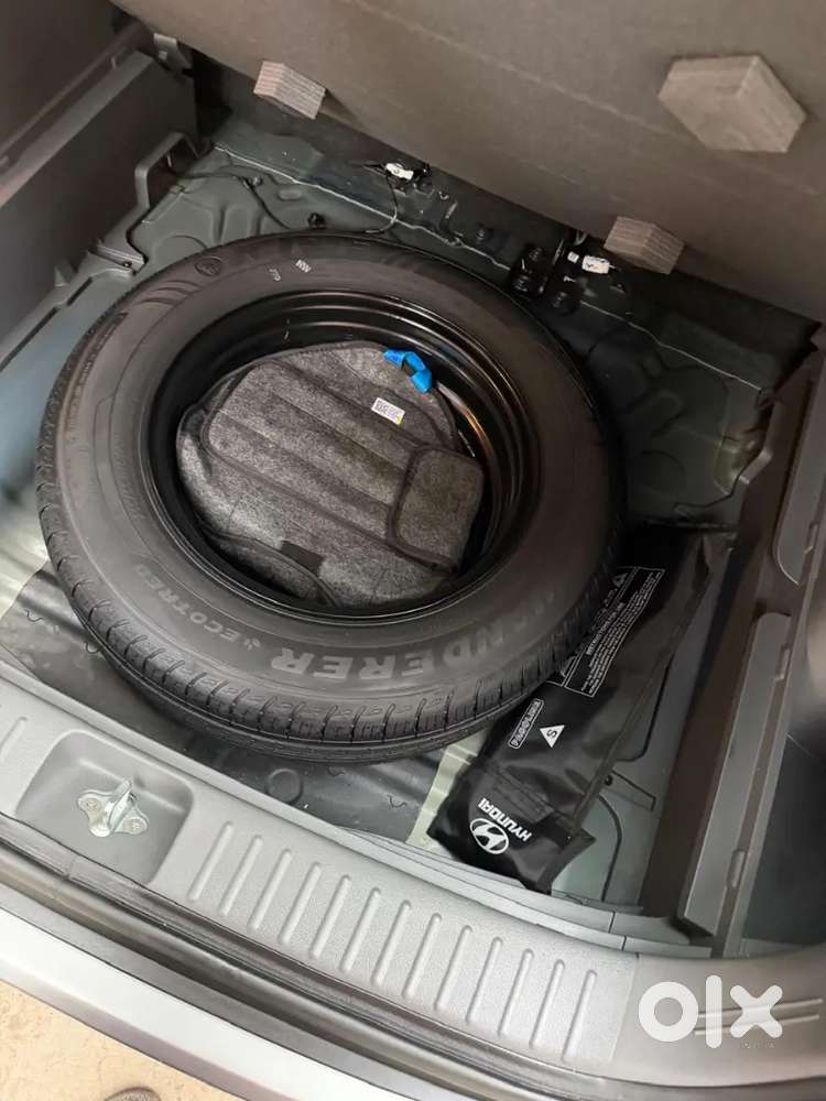 Hyundai Creta 2025 Petrol/panaromic Sunroof.