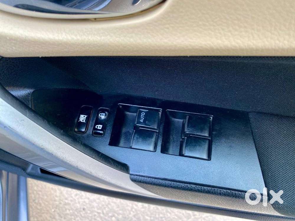 Toyota Corolla Altis 1.8 G Cvt, 2019, Petrol