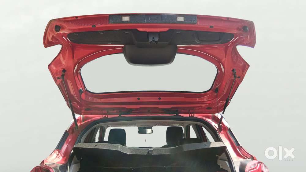 Tata Punch Creative Amt, 2022, Petrol