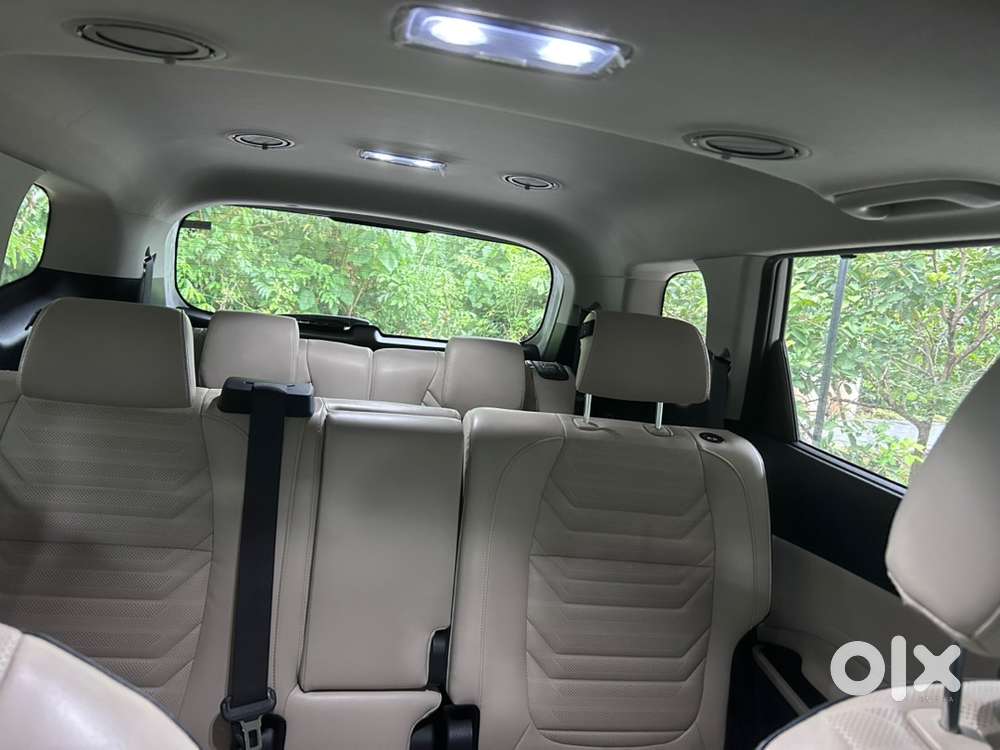 Kia Carens Petrol 2023
