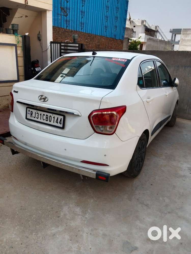 Hyundai Xcent 2016 Diesel 120000 Km Driven
