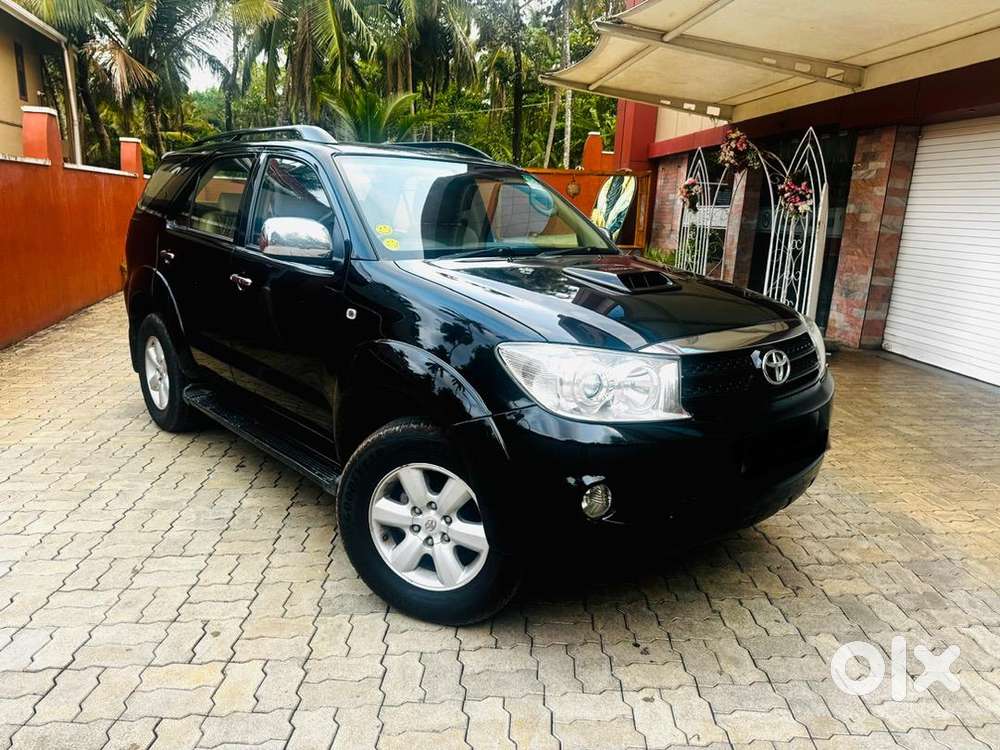 Toyota Fortuner 2011 Diesel Well Maintained