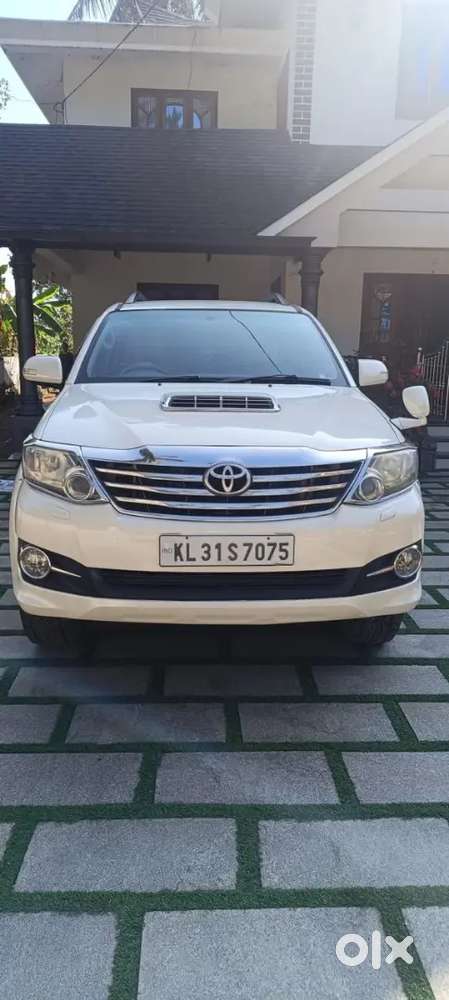 Toyota Fortuner 2014 Legender Variant, Selling Because Of Family Reloc