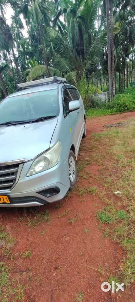 Toyota Innova 2014 Diesel Well Maintained