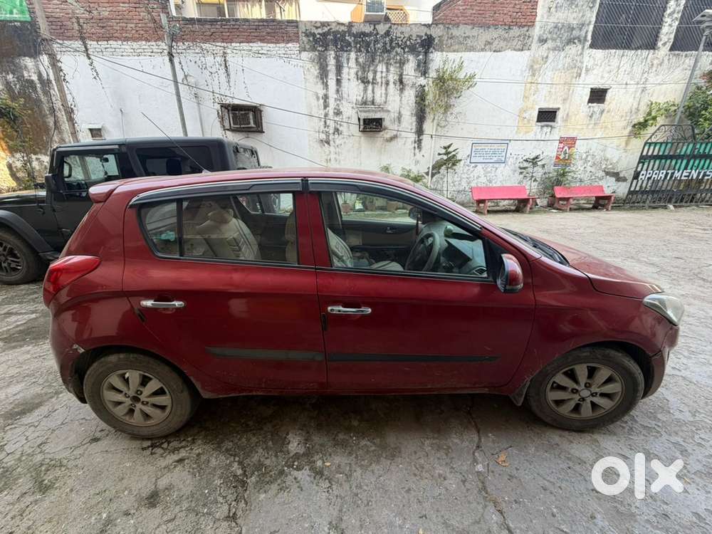 Hyundai I20 Petrol 2012 Year