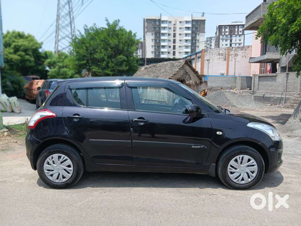 Maruti Suzuki Swift Lxi, 2017, Petrol