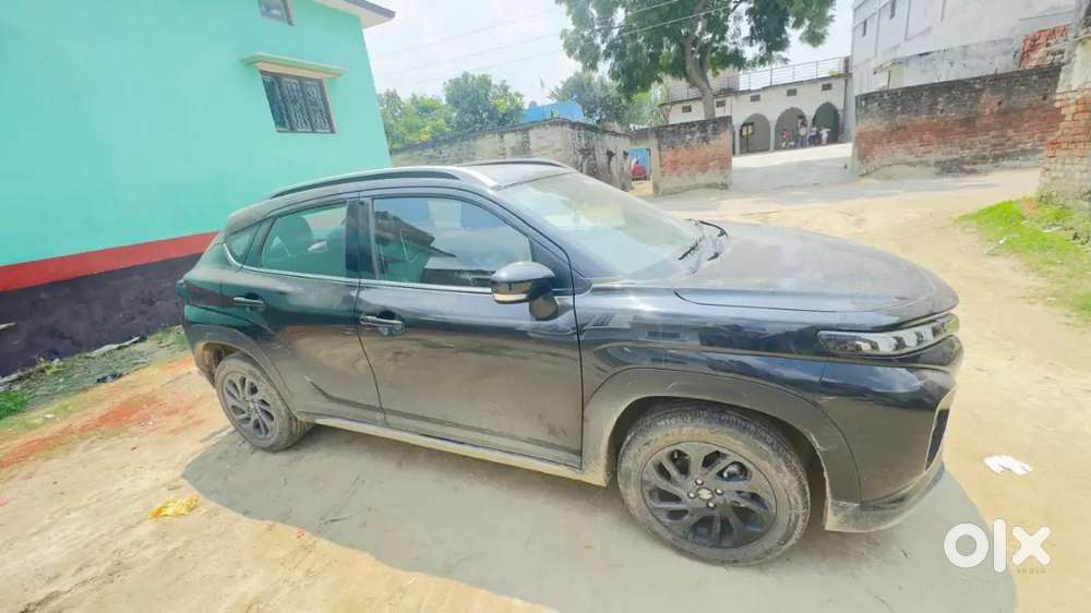 Maruti Suzuki Fronx 2025 Petrol 25000 Km Driven
