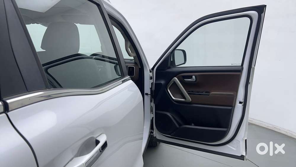 Mahindra Scorpio N Z8 L Petrol At 7 Str, 2022, Petrol