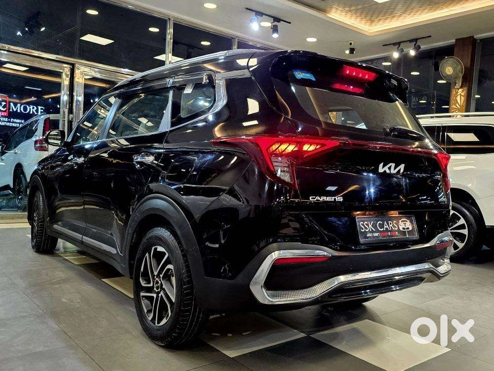 Kia Carens Luxury (o)1.5 Diesel At 7 Str, 2022, Diesel