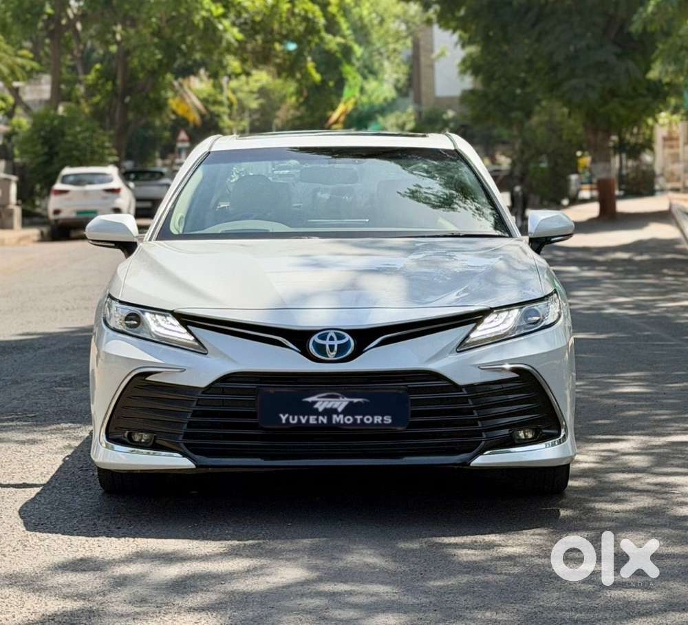 Toyota Camry 2.5 Hybrid, 2024, Petrol