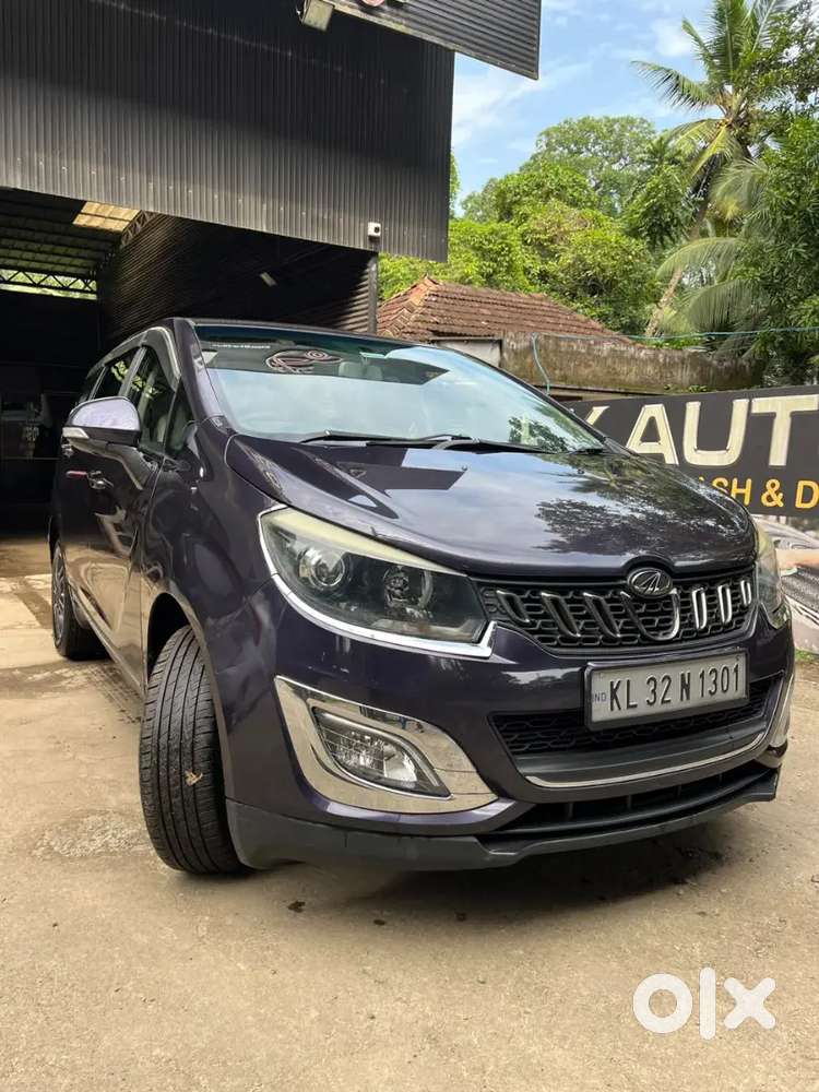 Mahindra Marazzo M8 Diesel 2018
