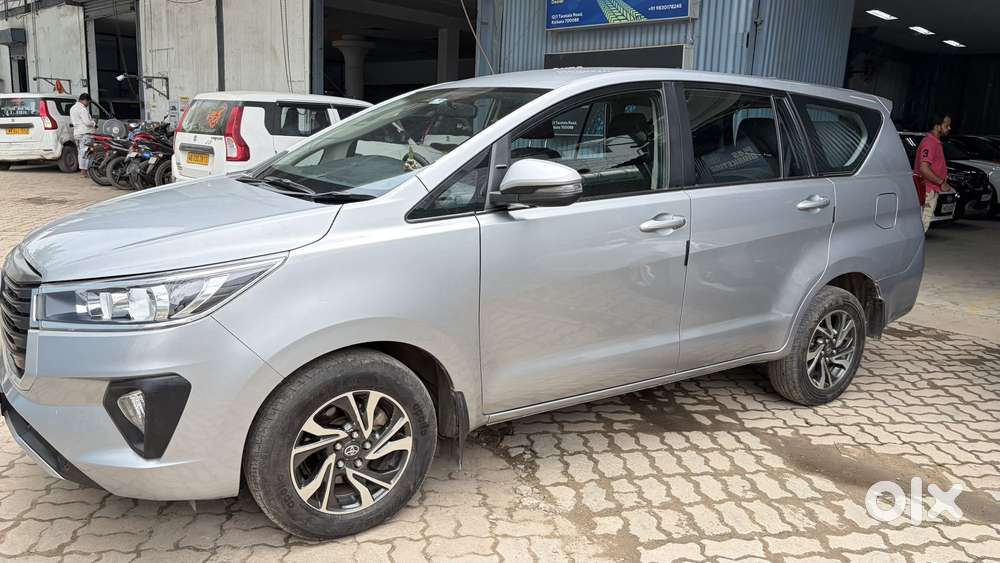 Toyota Innova Crysta 2.8 Gx At 7 Str, 2022, Diesel