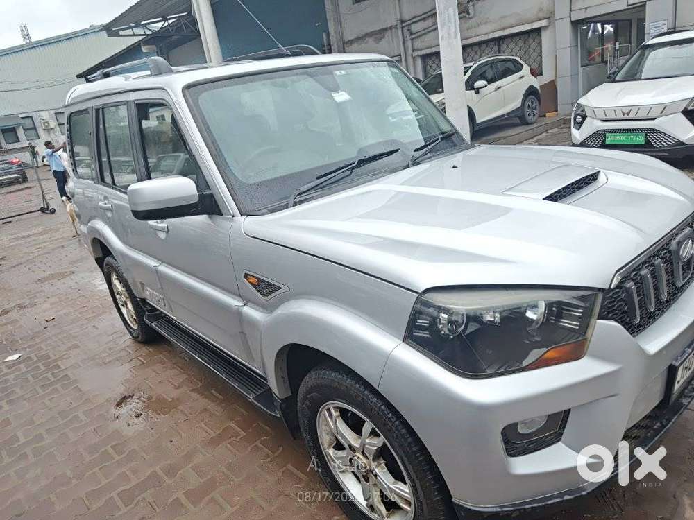 Mahindra Scorpio S10, 2017, Diesel