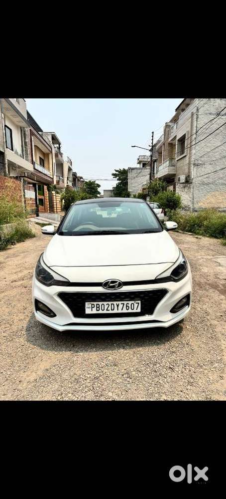 Hyundai Elite I20 Sportz (o) 1.2, 2019, Petrol