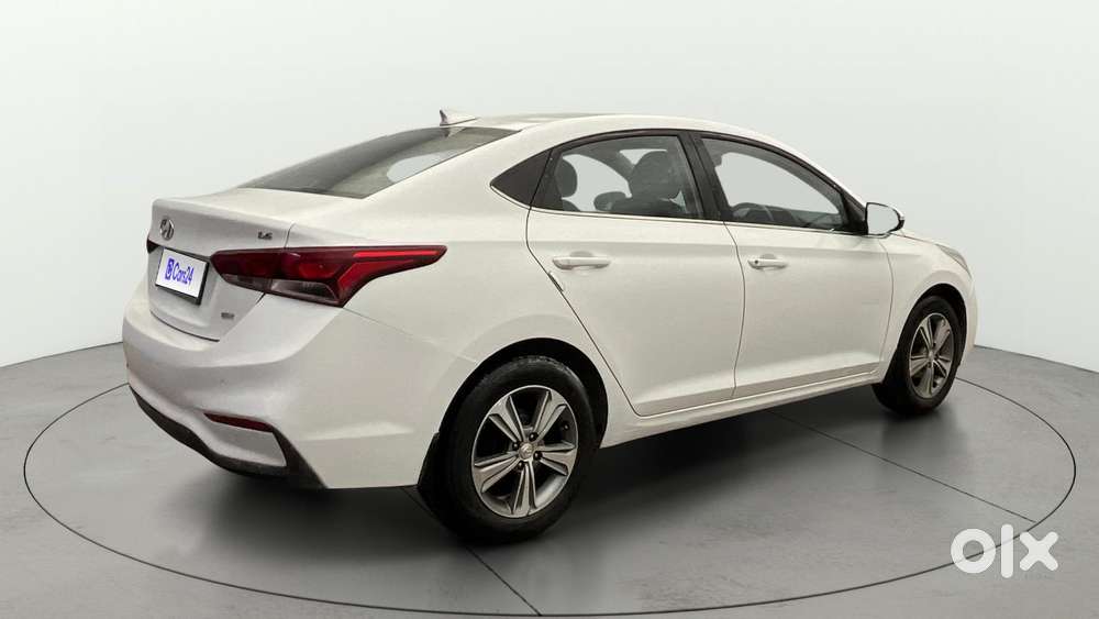 Hyundai Verna 1.6 Vtvt Sx, 2017, Petrol