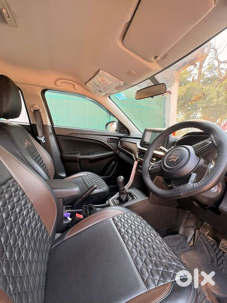 Maruti Brezza Petrol 2025