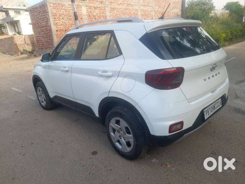 Hyundai Venue S Plus Mt 1.2 Kappa, 2021, Petrol