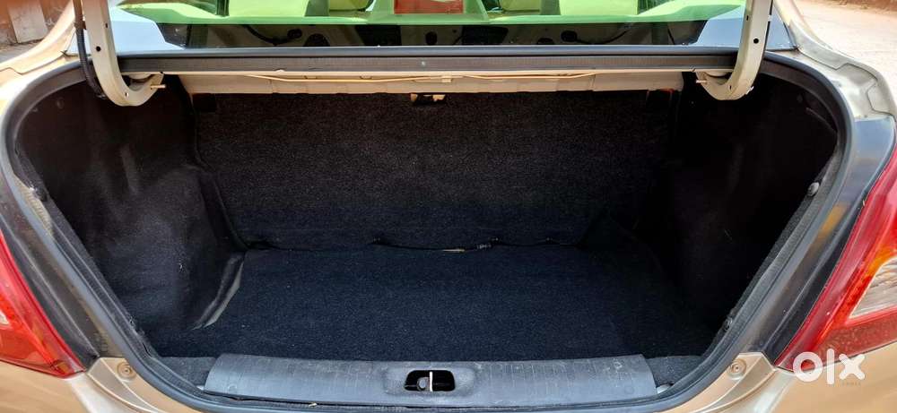 Maruti Suzuki Dzire 1.2 Vxi, 2013, Petrol