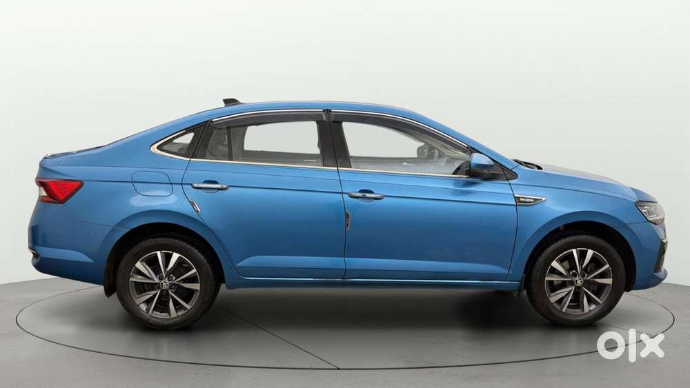 Skoda Slavia Style 1.0l Tsi Mt, 2023, Petrol