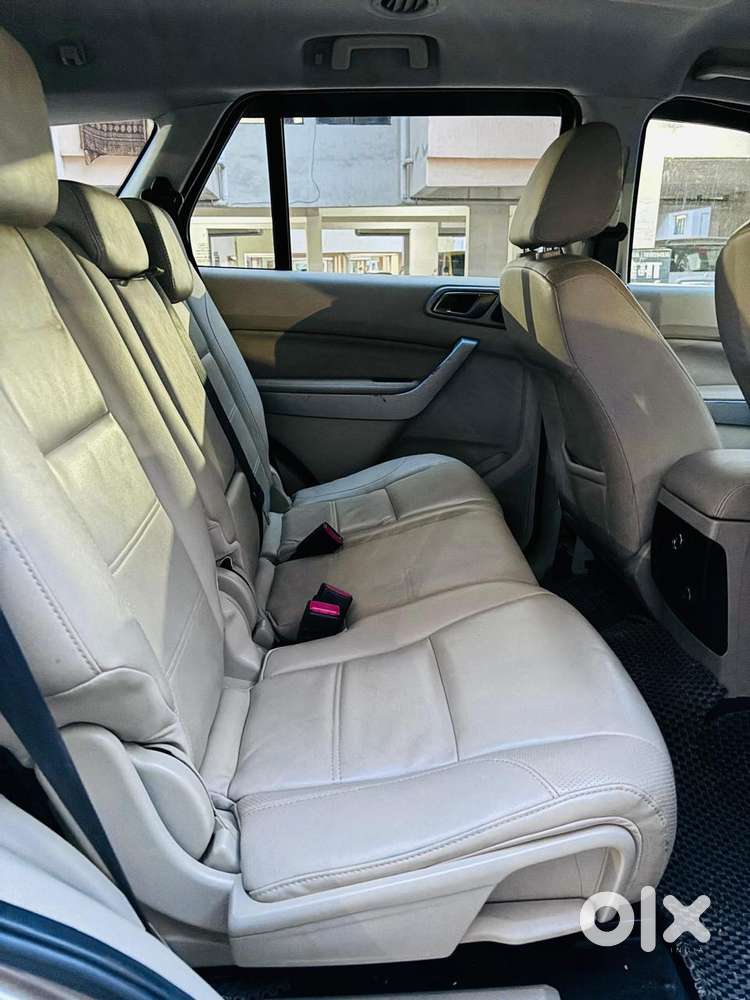 Ford Endeavour Titanium 2.2 4x2, 2019, Diesel
