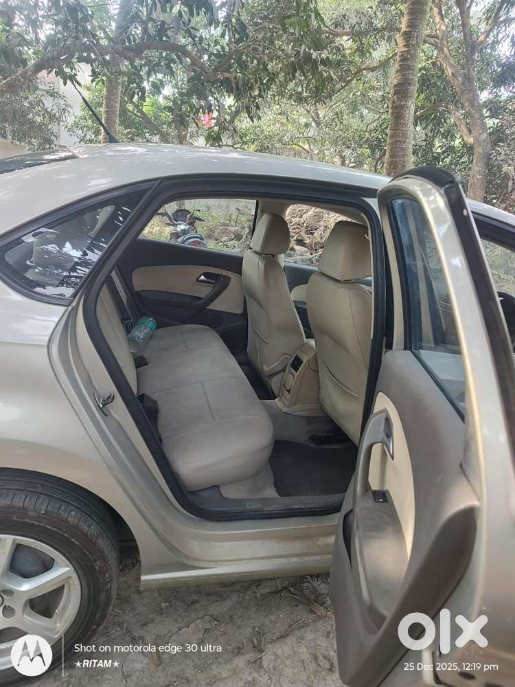 Volkswagen Vento 1.5 Highline Plus At 16 Alloy, 2013, Diesel