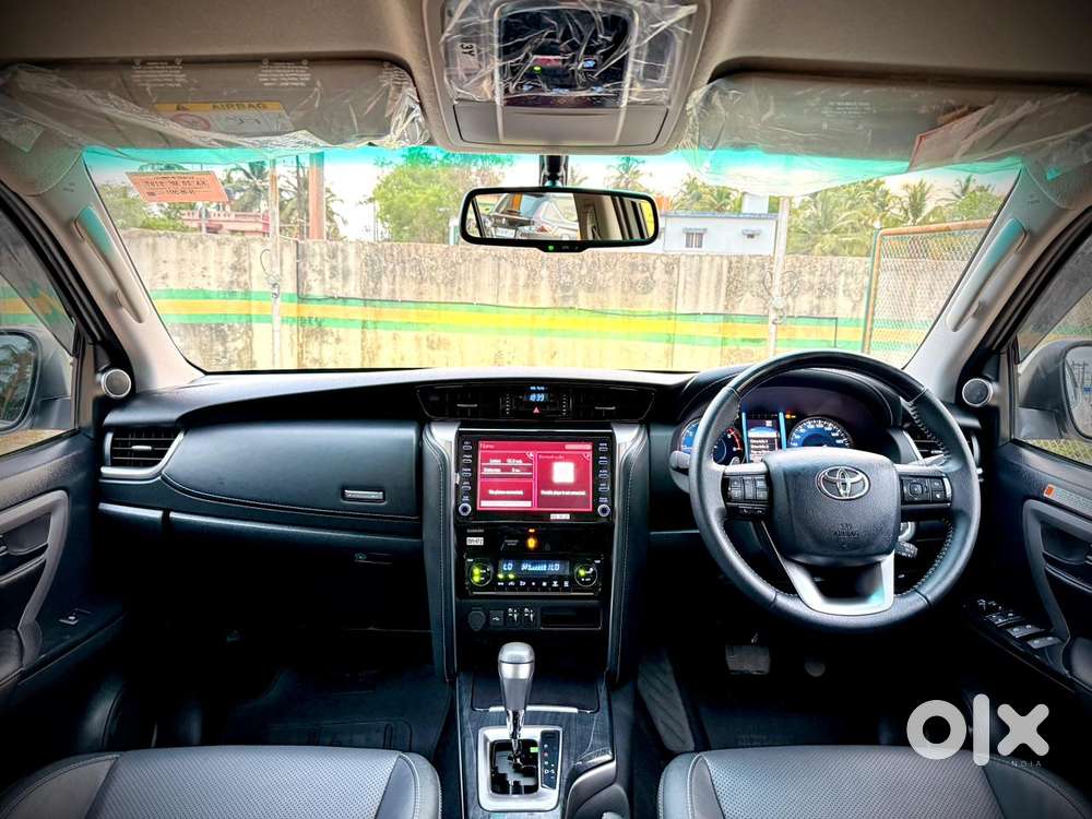 Toyota Fortuner [2021-ongoing] 2.8 2wd Diesel At, 2024, Diesel