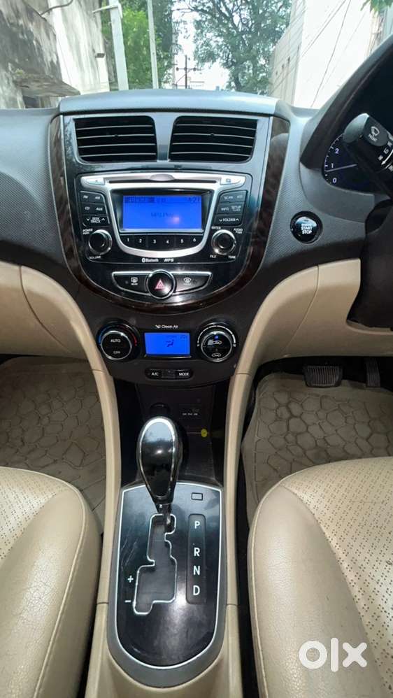 Hyundai Fluidic Verna 2011