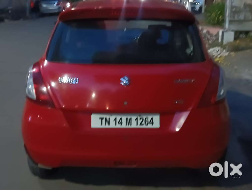 Maruti Suzuki Swift Vxi + Manual, 2017, Petrol