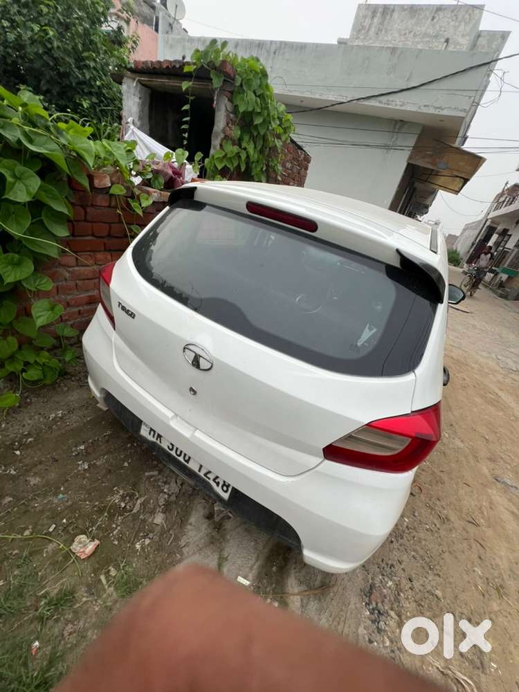 Tata Tiago 2016