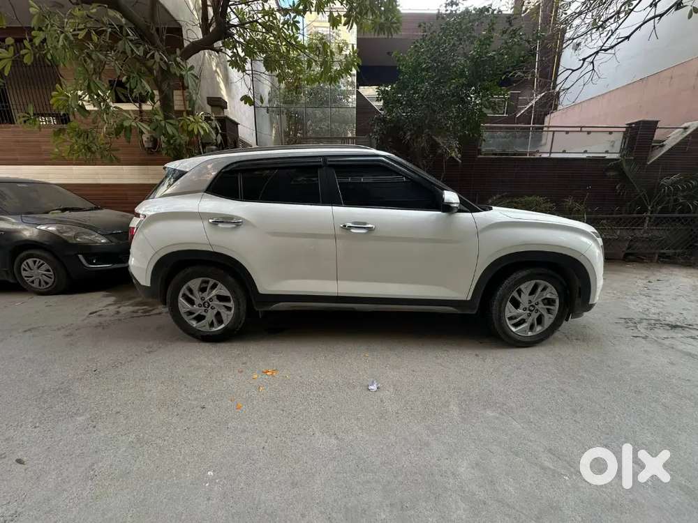 Hyundai Creta Sx 2022 14800 Km With Panaromic Sunroof