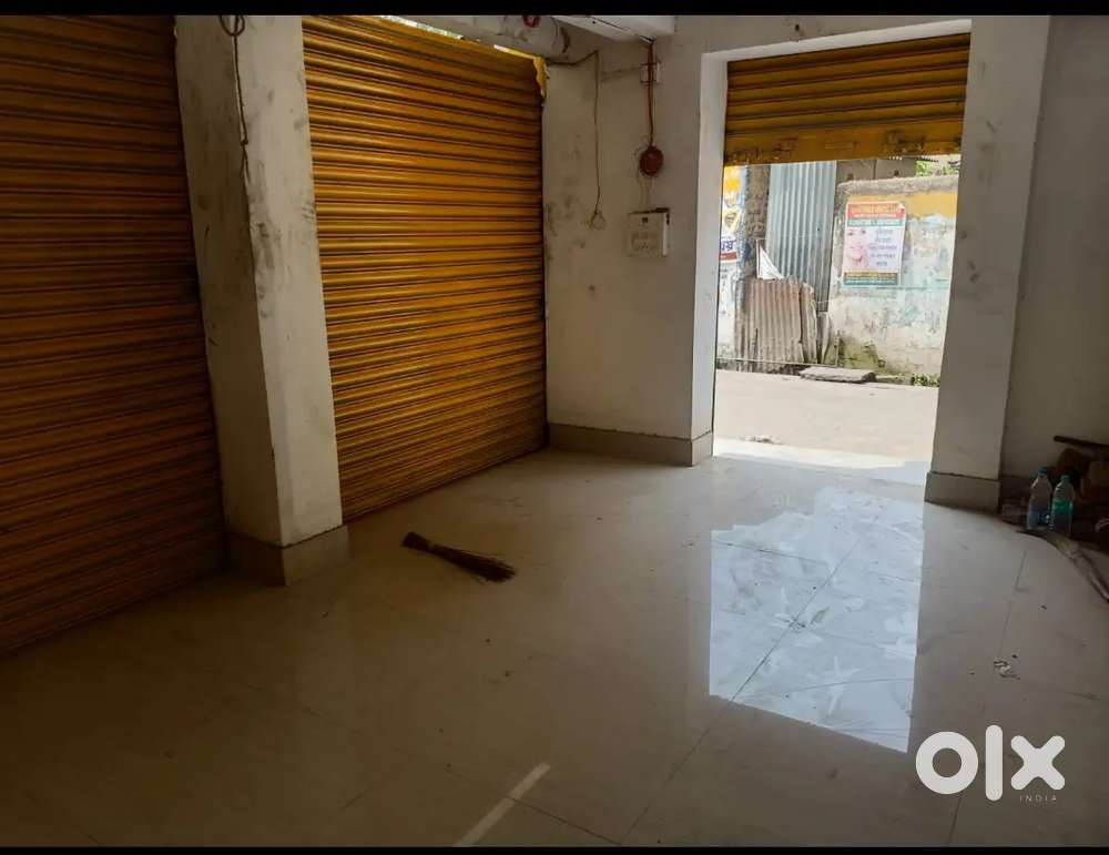 Shop with side open near Siddha Eden Lakeville Bonhooghly