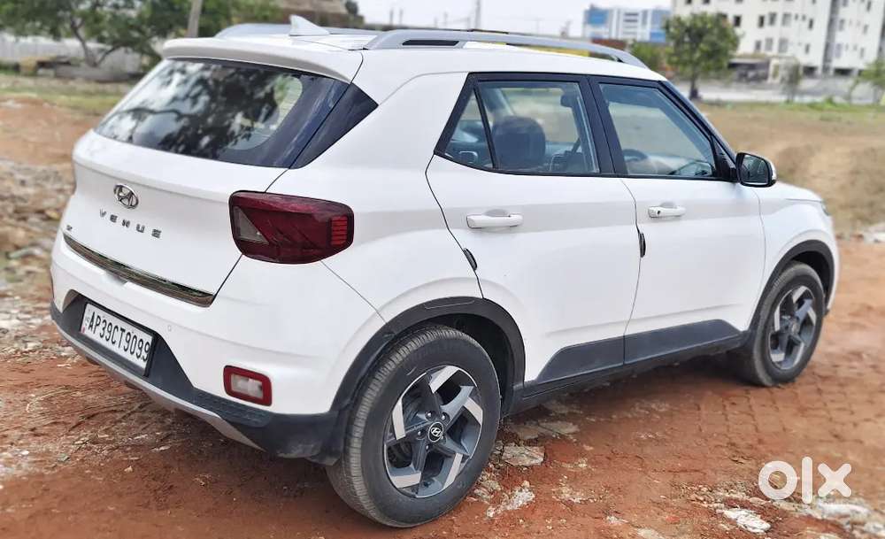 Hyundai Venue 2019 Diesel Well Maintained