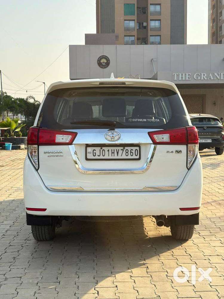 Toyota Innova Crysta 2.4 Vx Mt, 2018, Diesel