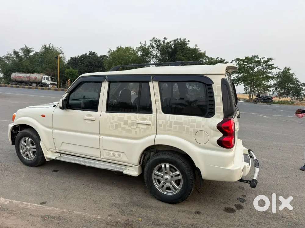 Mahindra Scorpio 2014