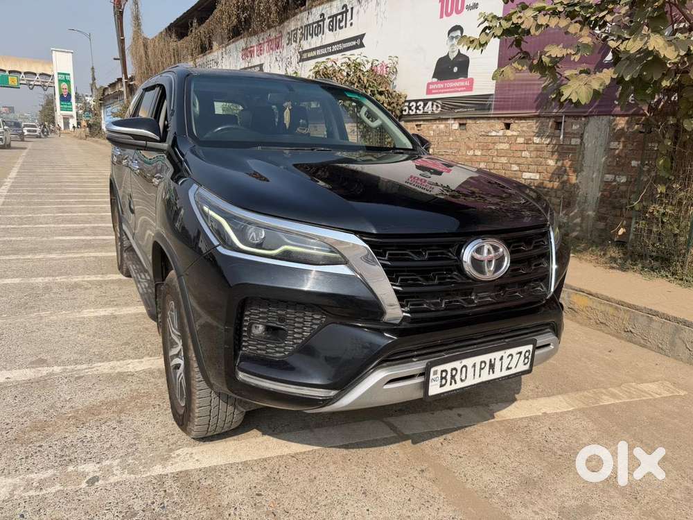 Toyota Fortuner [2021-ongoing] 2.8 2wd Diesel At, 2022, Diesel