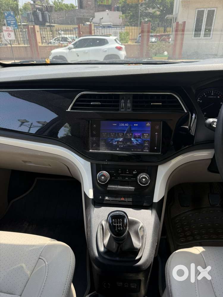 Mahindra Marazzo M8 8str, 2019, Diesel