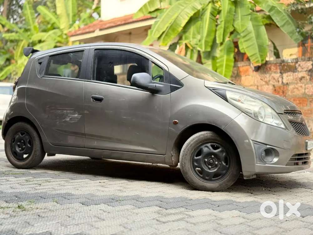 Chevrolet Beat Lt Petrol 2013