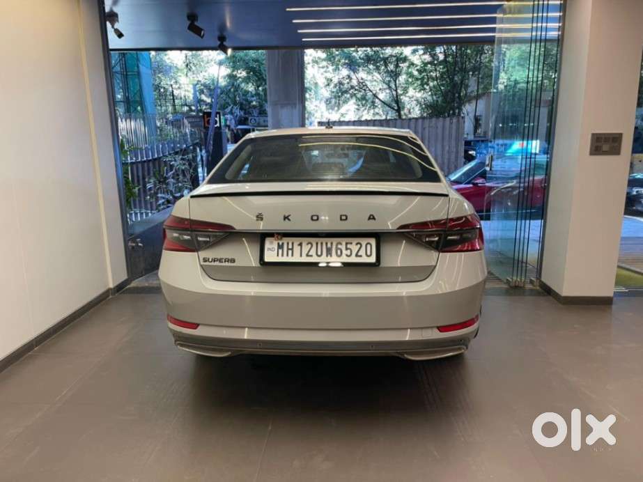 Skoda Superb [2020-ongoing] 1.8 Sportline, 2022, Petrol