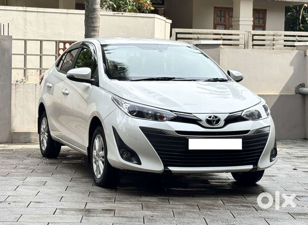Toyota Yaris V, 2018, Petrol