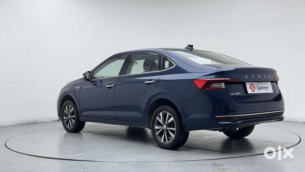 Skoda Slavia Style 1.5l Tsi Mt, 2023, Petrol