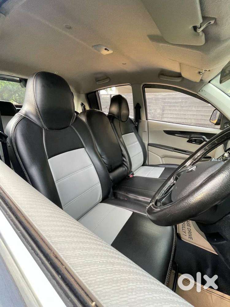Mahindra Kuv 100 Mahindra-kuv-100-g80-k4-plus, 2016, Petrol