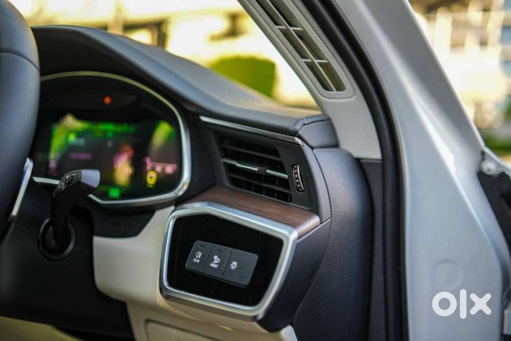 Audi A6 Technology 45 Tfsi W/o Matrix, 2026, Petrol