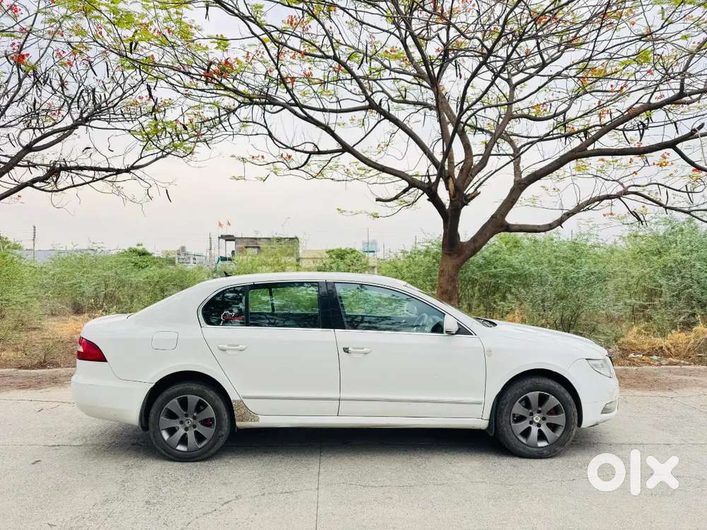 Skoda Superb 2010 Diesel 124000 Km Driven